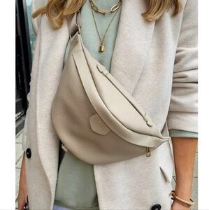 Elegant Beige Leather Crossbody Bag